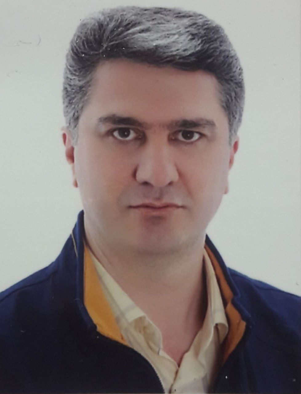 احسان گرایلی 